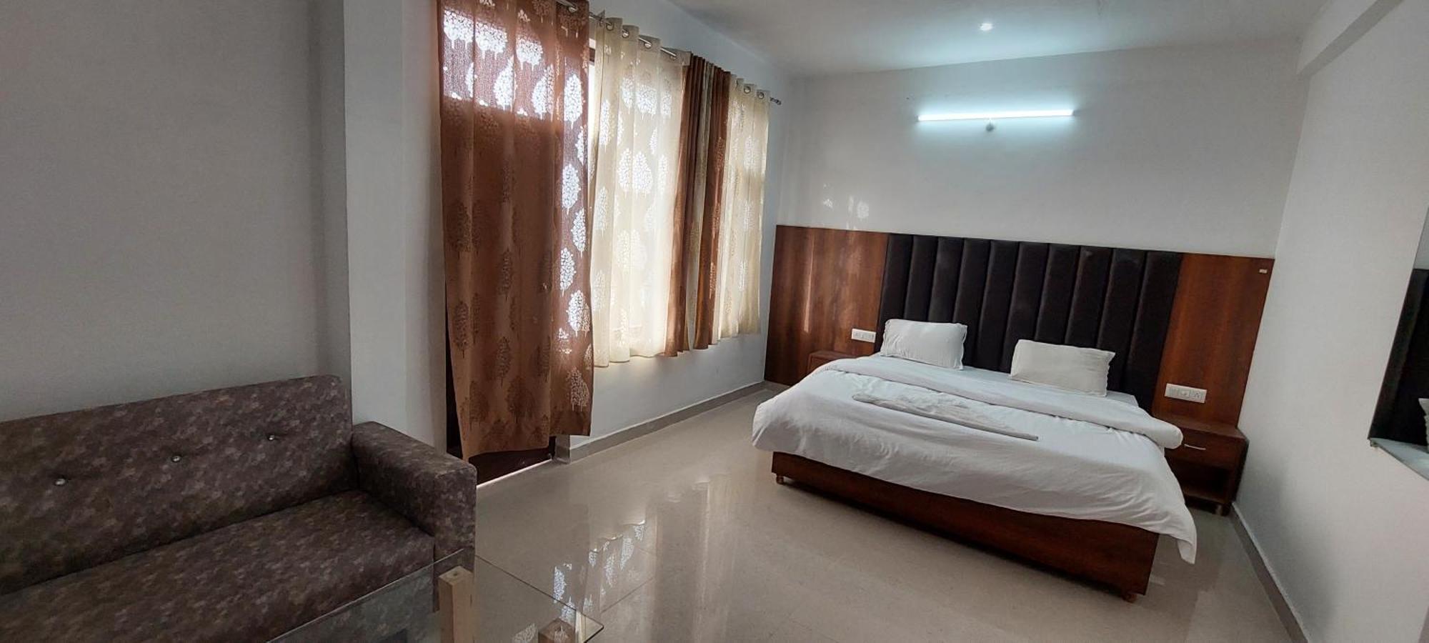 Peaceful Retreat Home Stay, دالهوزي المظهر الخارجي الصورة