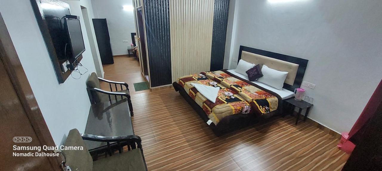 Peaceful Retreat Home Stay, دالهوزي المظهر الخارجي الصورة