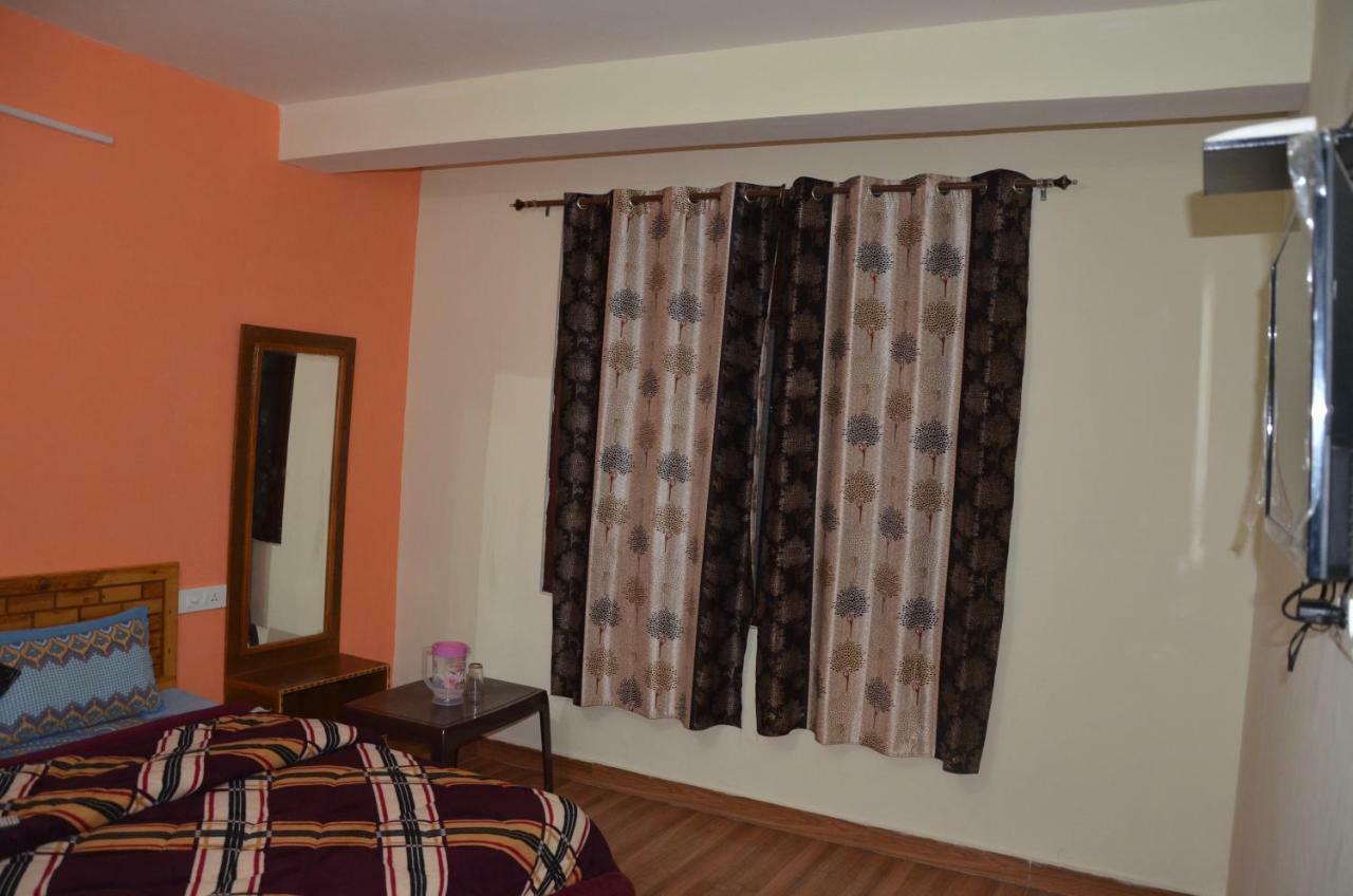 Peaceful Retreat Home Stay, دالهوزي المظهر الخارجي الصورة